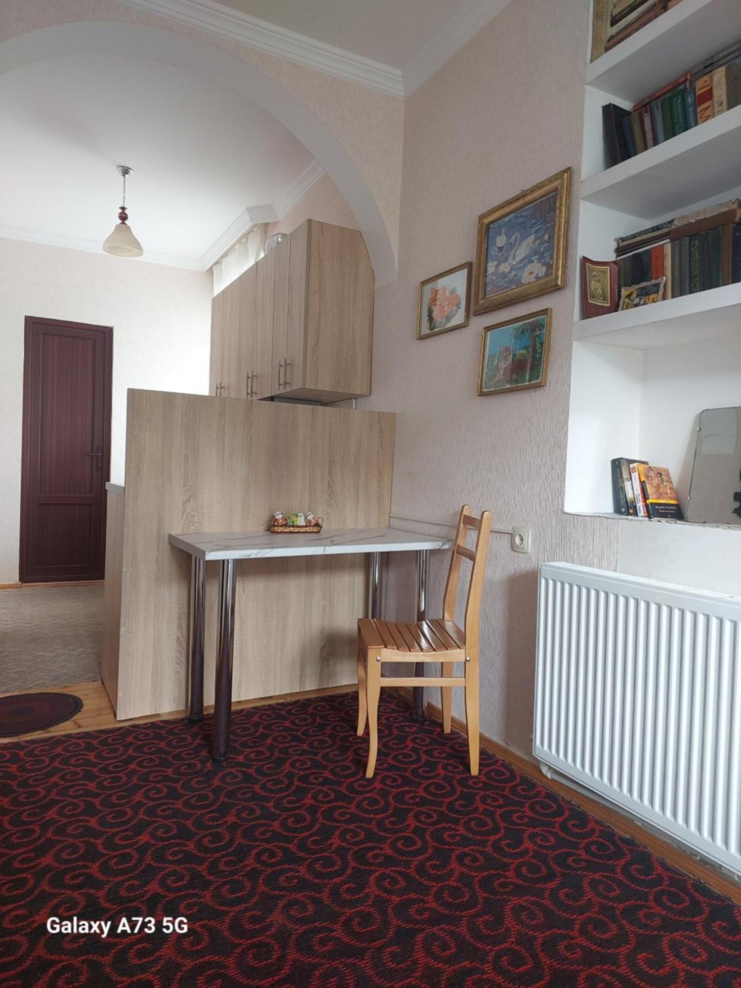 Lela Rezo Guesthouse Kazbegi Exterior foto